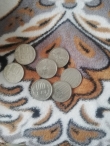 Vând monezi de 100 de lei vechi cu Mihai Viteazul